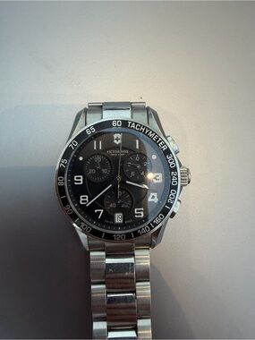 Victorinox Tachymeter Chronograph